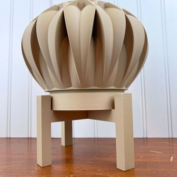 Halden Planter Pot, Indoor Planter w/ Drainage Hole and Drip Tray - Picture 3 of 9